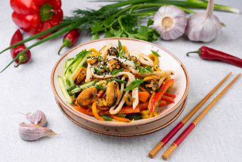 Удон с морепродуктами