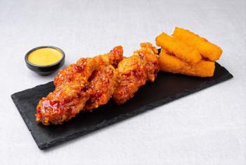 Курочка с сырными палочками